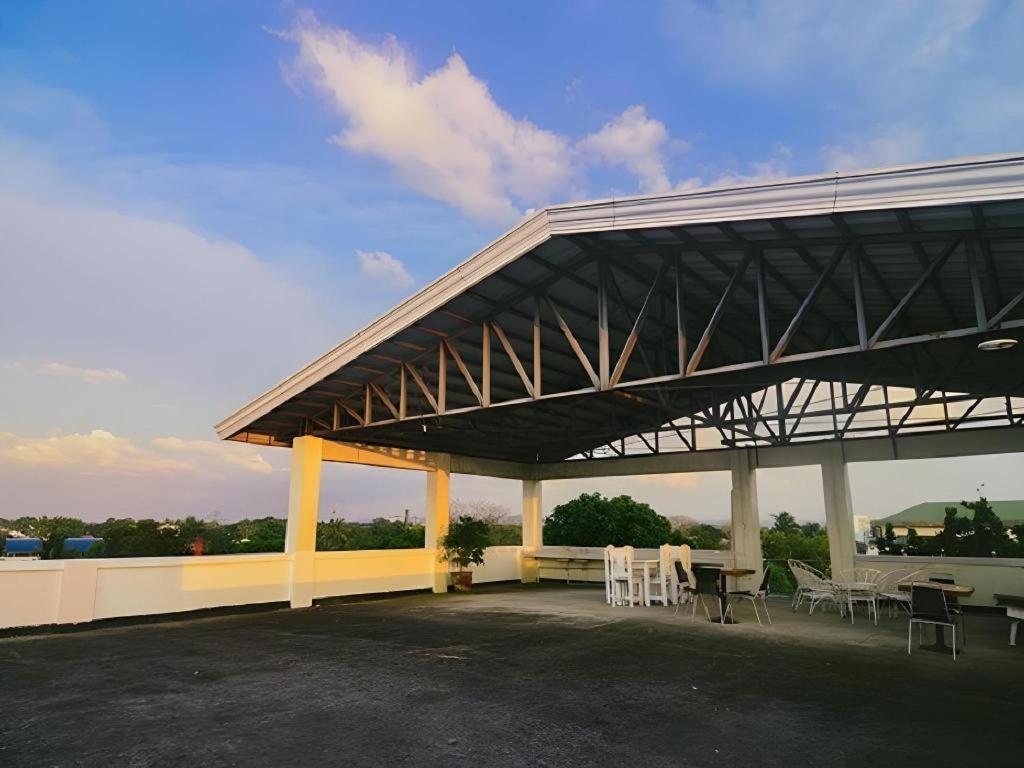 El Haciendero Private Hotel Iloilo City Exterior foto