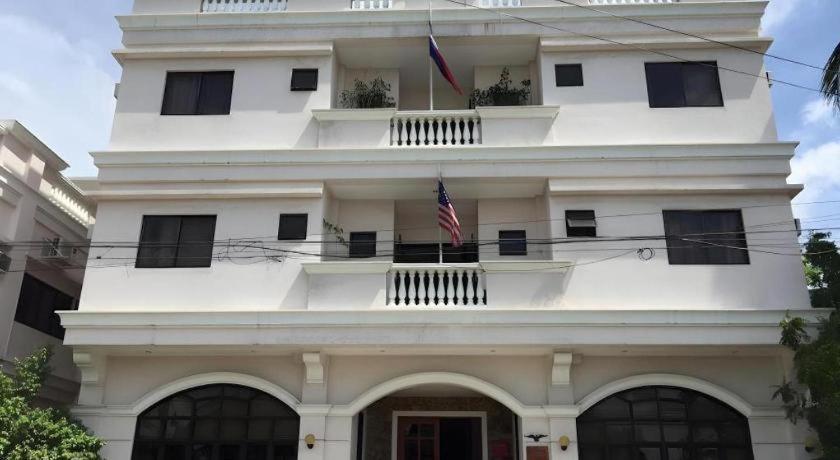 El Haciendero Private Hotel Iloilo City Exterior foto
